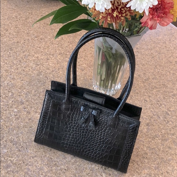Liz Claiborne Handbags - Liz Claiborne Small Black Purse